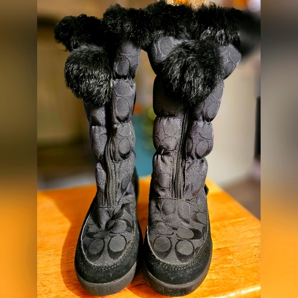 Authentic Coach winter boots for Women - Picture 1 of 3